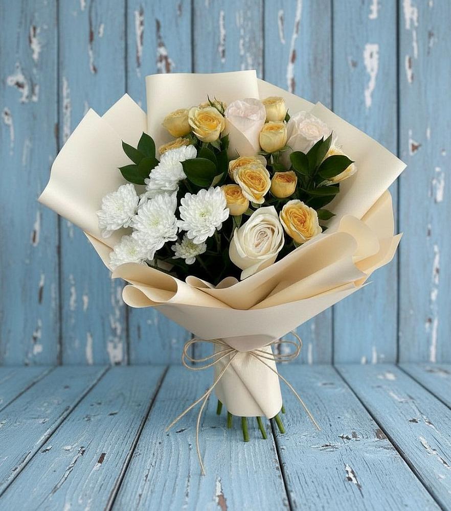 Букет цветов из: Розы и Хризантемы в Сангаре