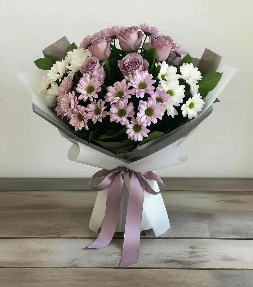 Букет цветов из: Хризантемы и Розы в Сангаре