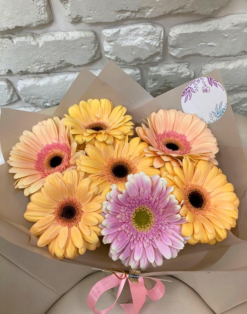 Букет цветов из: Герберы в Сангаре