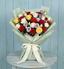 Букет цветов из:  Розы в Сангаре