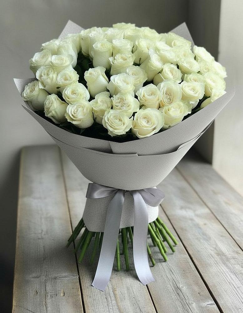 Букет 35 Белых роз в Сангаре