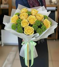 Букет цветов из:  Хризантемы и Розы в Сангаре