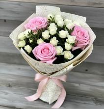 Букет цветов из:  Розы в Сангаре