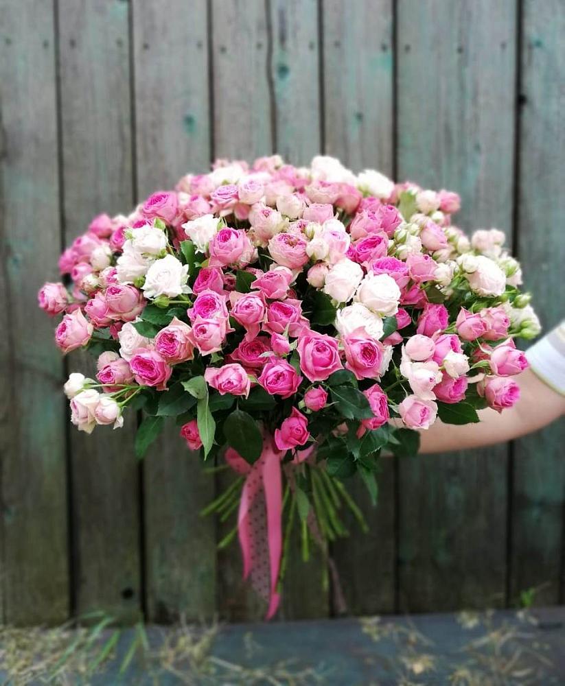 Букет Розовые кустовые розы Натали и Лав Лидия в Сангаре