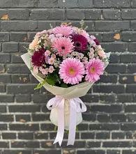 Букет цветов из:  Герберы и Хризантемы #REPLACE_PRED# Сангаре