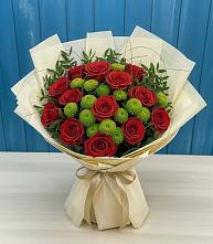 Букет цветов из:  Розы и Хризантемы в Сангаре