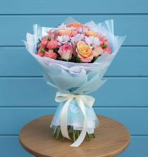 Букет цветов из:  Хризантемы и Розы в Сангаре