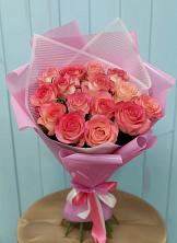 Букет 15 Розовых роз Равель в Сангаре